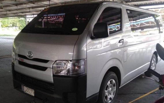 Sell 2nd Hand 2016 Toyota Hiace Manual Diesel at 20000 km in Pasay