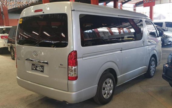 2nd Hand Toyota Hiace 2017 Automatic Diesel for sale in Quezon City-1