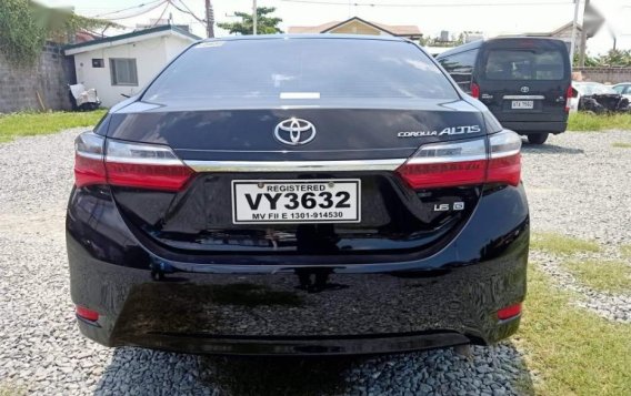 Selling 2nd Hand Toyota Altis 2017 in Parañaque-1