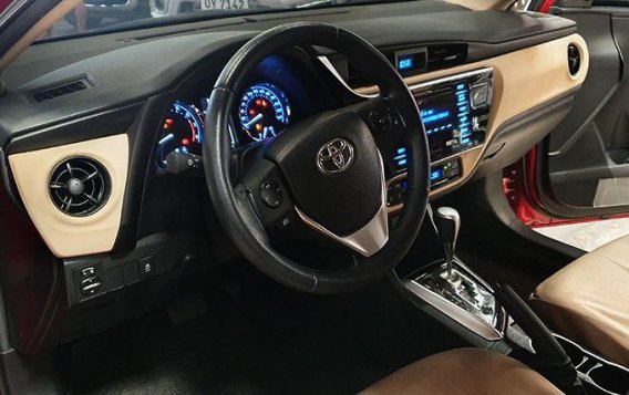 Selling 2nd Hand Toyota Corolla Altis 2018 in Quezon City-1