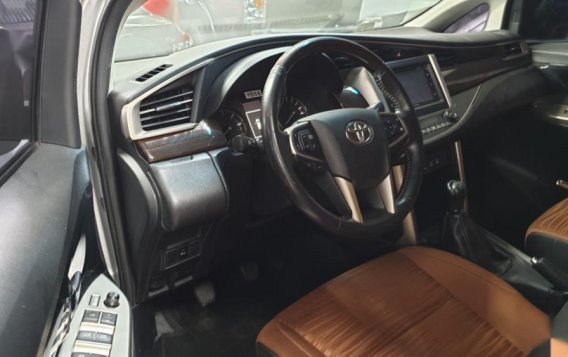 Silver Toyota Innova 2016 Manual Diesel for sale in Quezon City-3