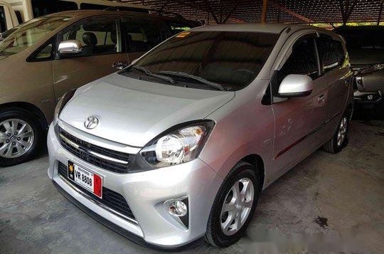 Selling Silver Toyota Wigo 2017 in Pasig-1