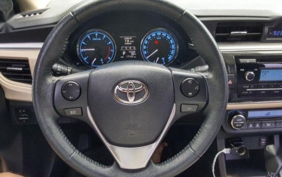 Sell 2nd Hand 2015 Toyota Corolla Altis Automatic Gasoline at 17000 km in Parañaque-6