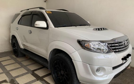 Selling Toyota Fortuner 2015 Automatic Diesel in Mabalacat-2