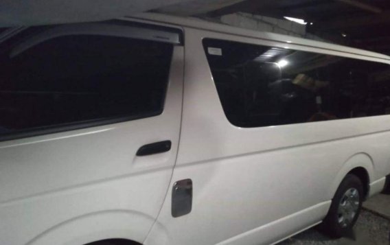 2nd Hand Toyota Hiace 2015 for sale in Meycauayan