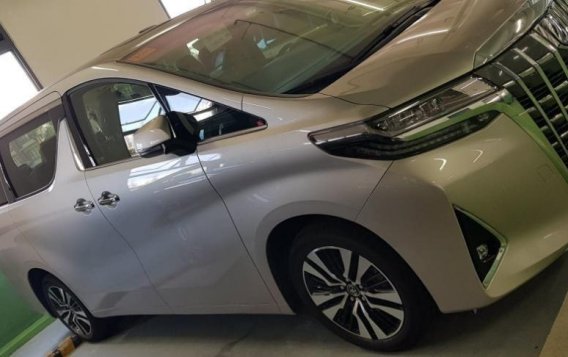 Brand New Toyota Alphard 2019 Automatic Gasoline for sale in Manila-2