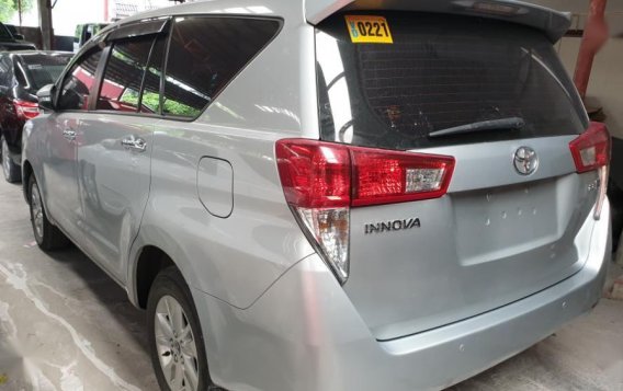 Silver Toyota Innova 2016 Manual Diesel for sale in Quezon City-2