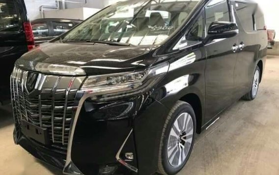 Brand New Toyota Land Cruiser 2019 Automatic Gasoline for sale in Manila-3