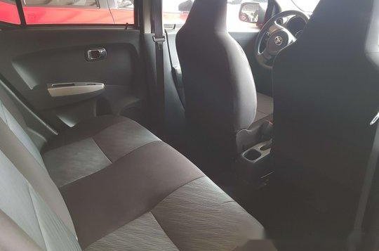 Selling Silver Toyota Wigo 2017 in Pasig-8