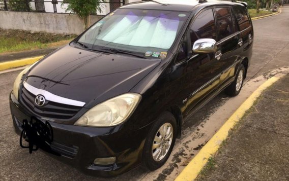 2nd Hand Toyota Innova 2010 Automatic Diesel for sale in Dasmariñas-1