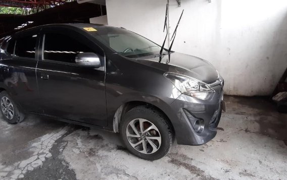 Selling 2nd Hand Toyota Wigo 2019 Automatic Gasoline at 10000 km in Quezon City