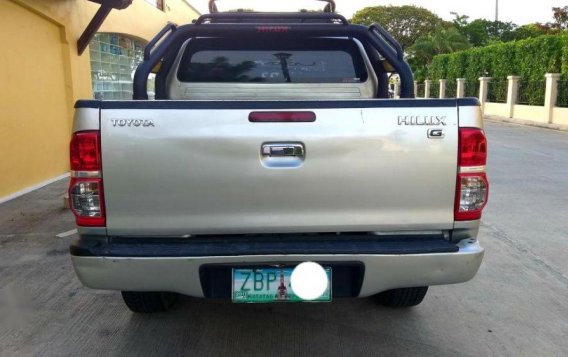 Toyota Hilux 2005 Automatic Diesel for sale in Parañaque-1