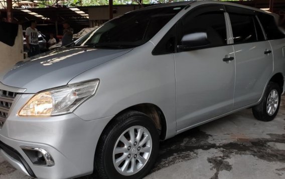 Silver Toyota Innova 2016 at 20000 km for sale-2