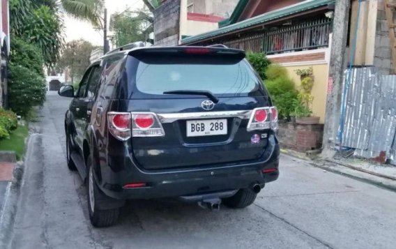 2nd Hand Toyota Fortuner 2014 at 60000 km for sale-3