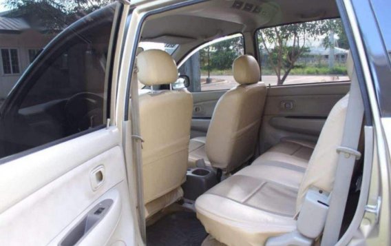 2nd Hand Toyota Avanza 2010 Automatic Gasoline for sale in Samal-5