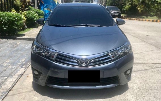 Selling Toyota Altis 2014 Manual Gasoline in Mandaluyong