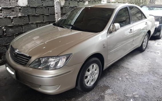 2nd Hand Toyota Camry 2006 Automatic Gasoline for sale in Makati