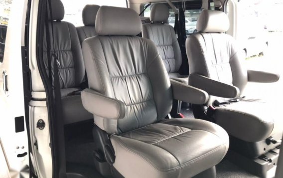 2nd Hand Toyota Hiace 2016 Automatic Diesel for sale in San Juan-6