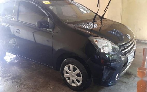 Selling Toyota Wigo 2016 Manual Gasoline in Makati-1