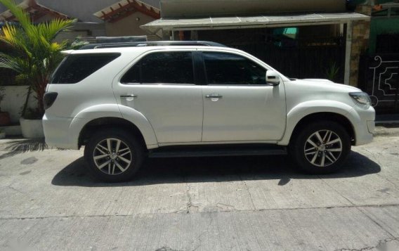 Toyota Fortuner 2014 Manual Diesel for sale in Meycauayan-2