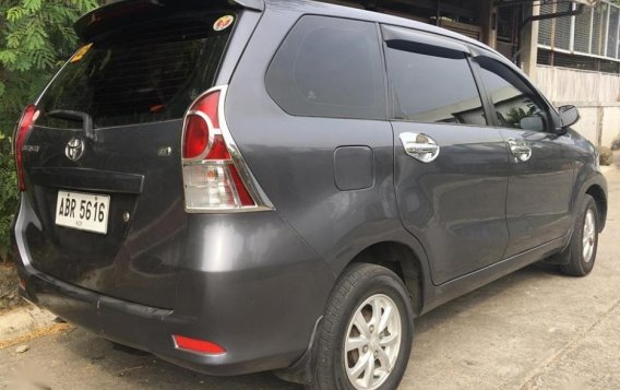 Sell 2nd Hand 2015 Toyota Avanza Automatic Gasoline at 28000 km in Malolos