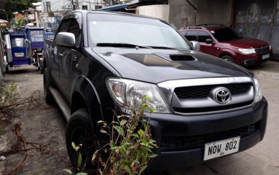 2nd Hand Toyota Hilux 2010 for sale in Alicia-1