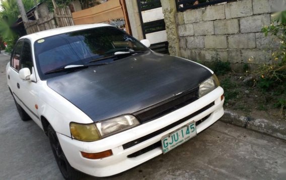 Selling 2nd Hand Toyota Corolla 1997 in Silay-1