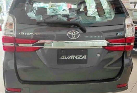 Sell Brand New 2019 Toyota Avanza Automatic Gasoline in Makati-7