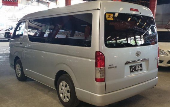 2nd Hand Toyota Hiace 2017 Automatic Diesel for sale in Quezon City-3