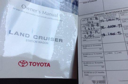 Silver Toyota Land Cruiser 2018 at 2719 km for sale-9