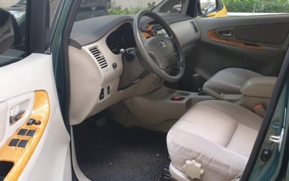 2nd Hand Toyota Innova 2010 Automatic Gasoline for sale in Taguig-5