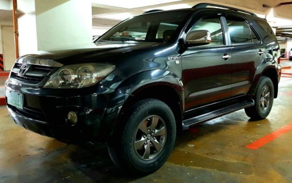 Selling 2nd Hand Toyota Fortuner 2006 Suv Automatic Gasoline at 93000 km in Mandaluyong