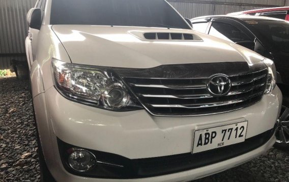 Selling White Toyota Fortuner 2016 Manual Diesel at 12000 km in Quezon City