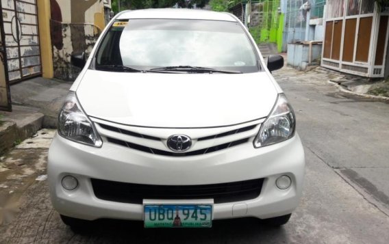 Selling 2nd Hand Toyota Avanza 2013 in Manila