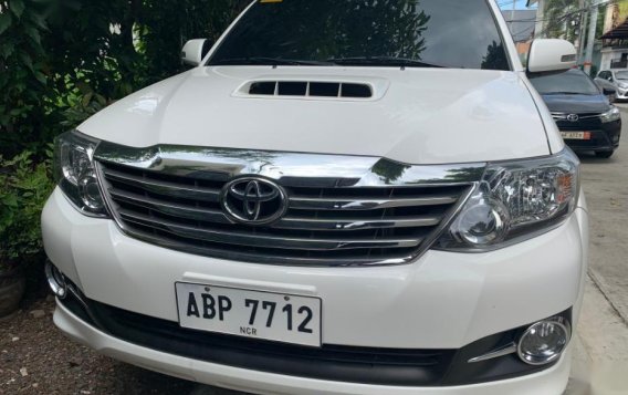 White Toyota Fortuner 2016 for sale in Quezon City