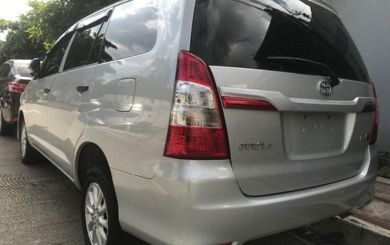 Silver Toyota Innova 2016 for sale Manual-2