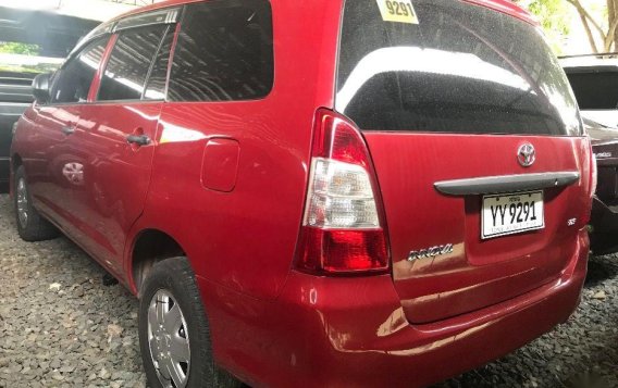 Selling Red Toyota Innova 2016 in Quezon City-1