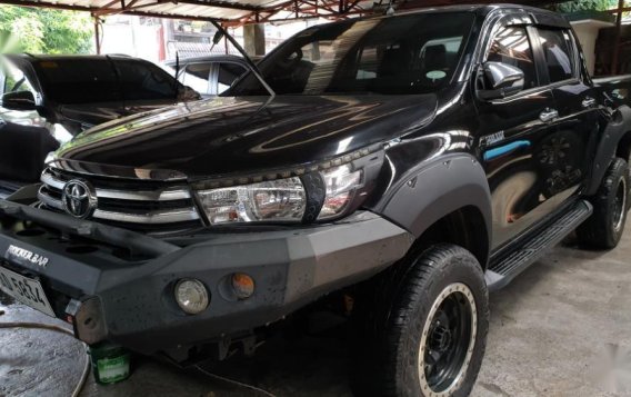 Black Toyota Hilux 2016 for sale in Automatic