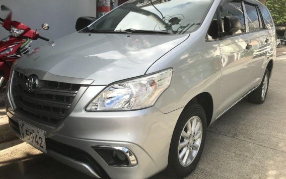 Silver Toyota Innova 2016 for sale Manual-1