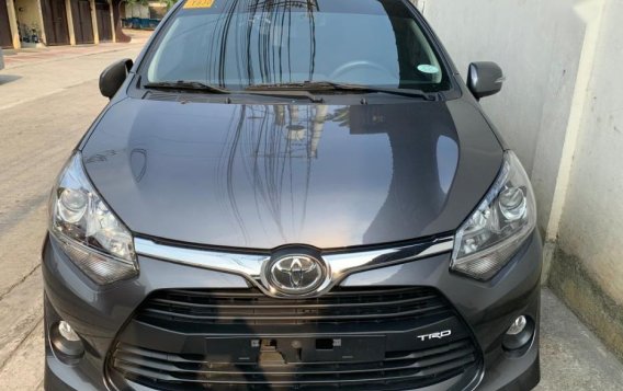 Selling Gray Toyota Wigo 2019 Hatchback in Quezon City-1
