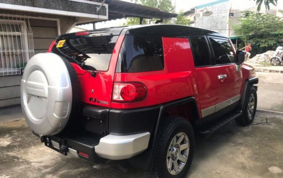Sell 2nd Hand 2016 Toyota Fj Cruiser Automatic Gasoline at 22000 km in Marilao-3