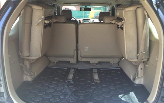 2nd Hand Toyota Fortuner 2011 at 85000 km for sale in Valenzuela-4