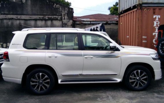 2019 Toyota Land Cruiser for sale in Quezon City-9