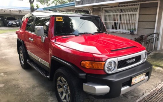 Sell 2nd Hand 2016 Toyota Fj Cruiser Automatic Gasoline at 22000 km in Marilao-1