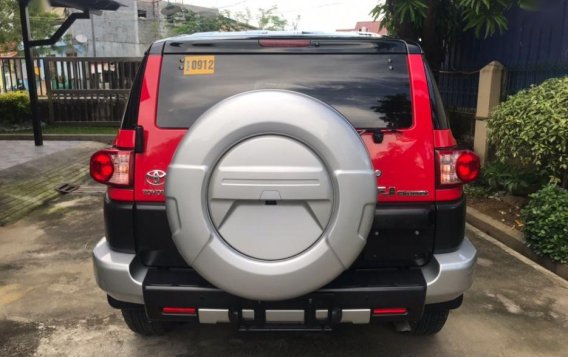 Sell 2nd Hand 2016 Toyota Fj Cruiser Automatic Gasoline at 22000 km in Marilao-4