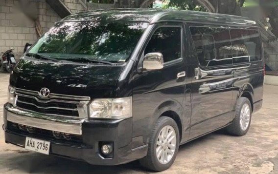 2nd Hand Toyota Hiace 2015 at 12000 km for sale-3