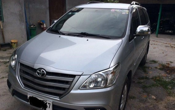 2nd Hand Toyota Innova 2015 at 70000 km for sale-3