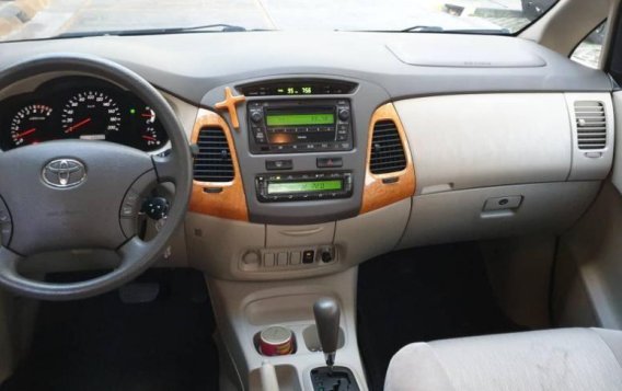 2nd Hand Toyota Innova 2010 Automatic Gasoline for sale in Taguig-1