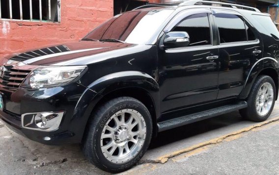 2nd Hand Toyota Fortuner 2013 at 70000 km for sale-1