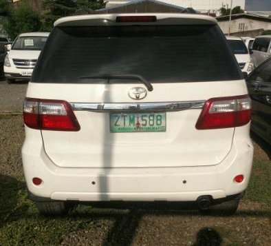 2nd Hand Toyota Fortuner 2009 at 72000 km for sale in Cainta-6